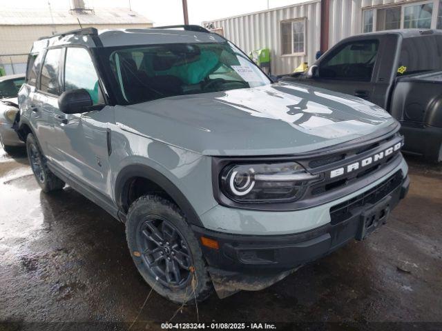  Salvage Ford Bronco