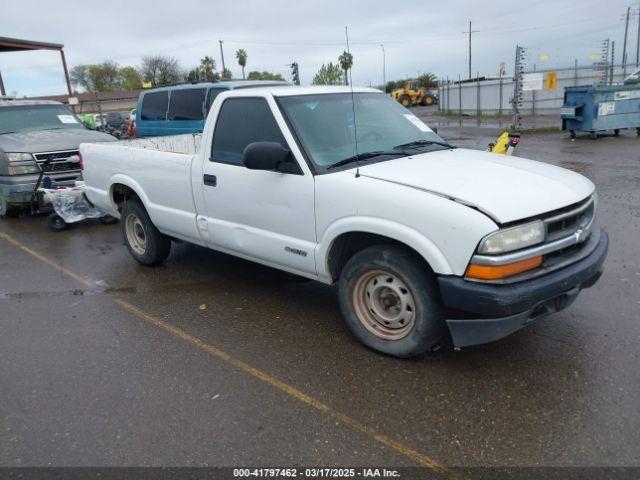  Salvage Chevrolet S-10