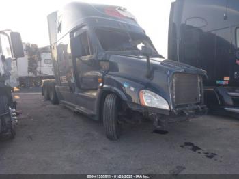  Salvage Freightliner Cascadia 125