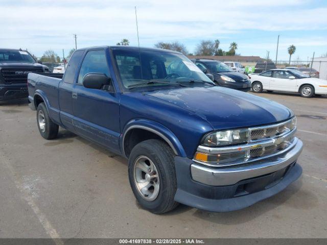  Salvage Chevrolet S-10