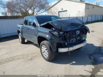  Salvage Toyota Tacoma