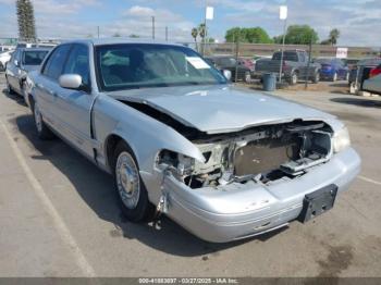  Salvage Ford Crown Victoria