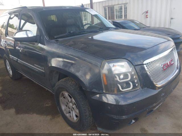  Salvage GMC Yukon