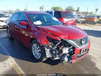  Salvage Nissan Altima
