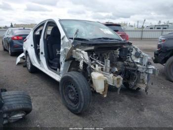  Salvage Nissan Versa