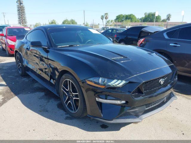  Salvage Ford Mustang