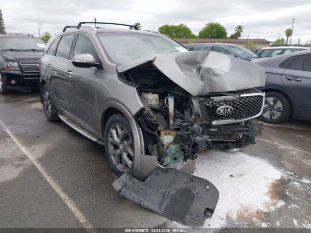  Salvage Kia Sorento