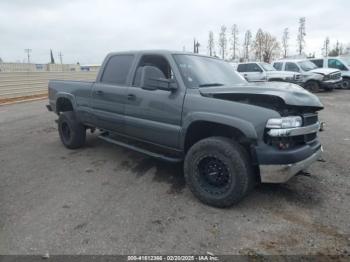  Salvage Chevrolet Silverado 2500