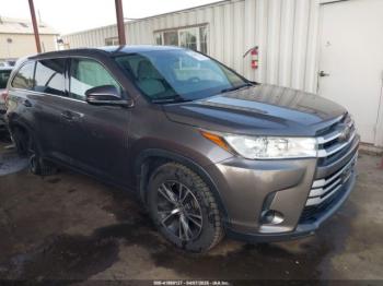  Salvage Toyota Highlander