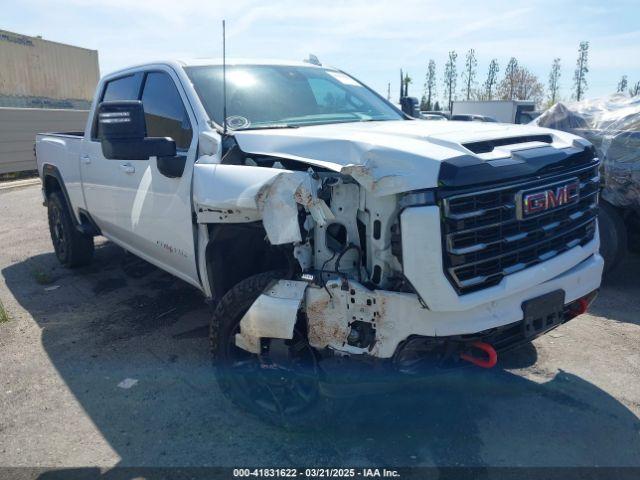  Salvage General Motors Sierra 2500HD