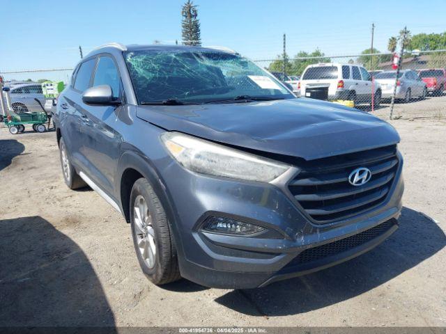  Salvage Hyundai TUCSON