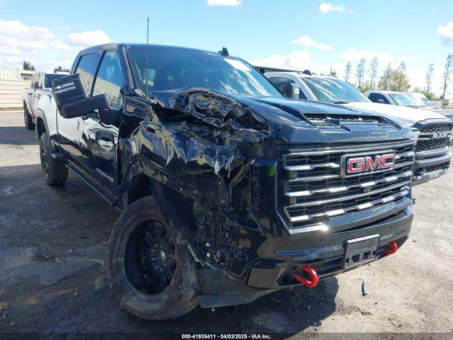  Salvage General Motors Sierra 2500HD