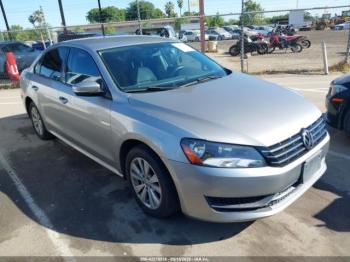  Salvage Volkswagen Passat