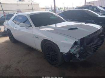  Salvage Dodge Challenger