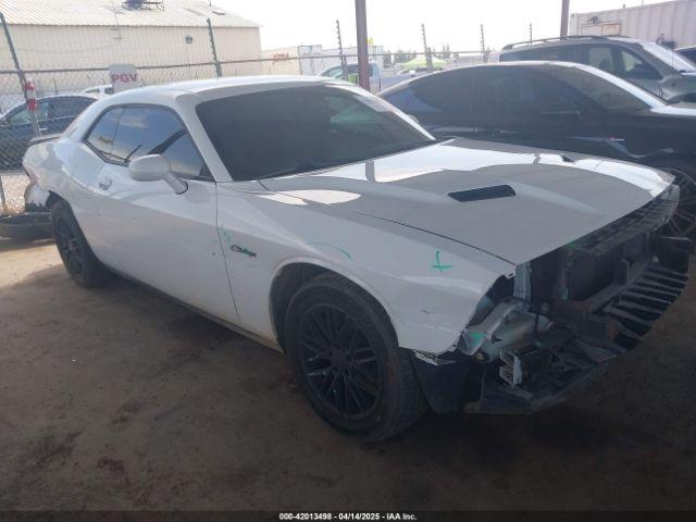  Salvage Dodge Challenger