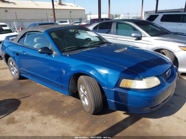  Salvage Ford Mustang