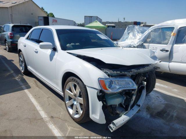  Salvage Chrysler 300