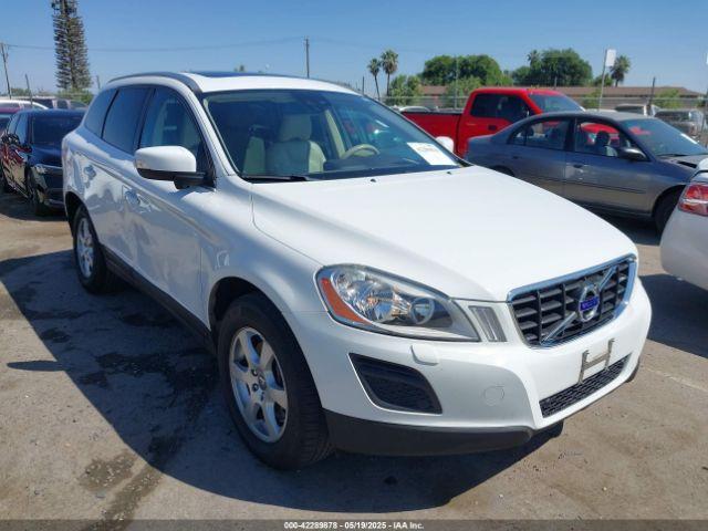  Salvage Volvo XC60