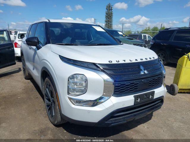  Salvage Mitsubishi Outlander