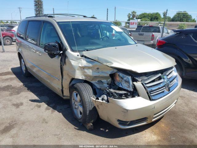  Salvage Dodge Grand Caravan