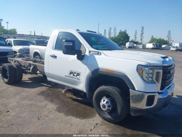  Salvage General Motors Sierra 3500hd Chassis