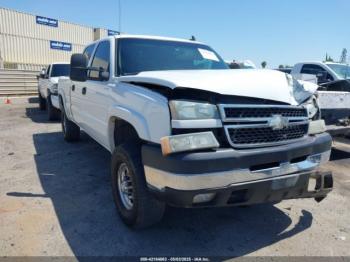  Salvage Chevrolet Silverado 2500