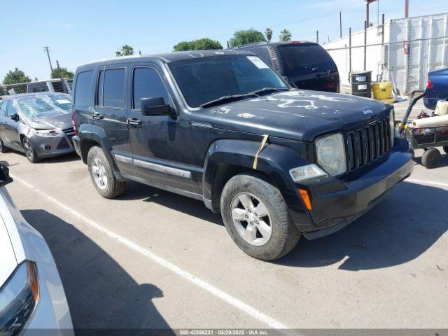  Salvage Jeep Liberty