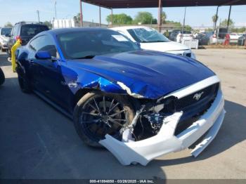  Salvage Ford Mustang