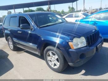  Salvage Jeep Grand Cherokee