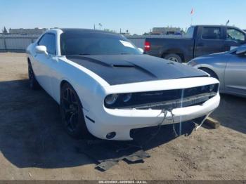  Salvage Dodge Challenger