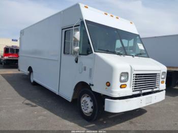  Salvage Workhorse Custom Cha Commercial Chassis