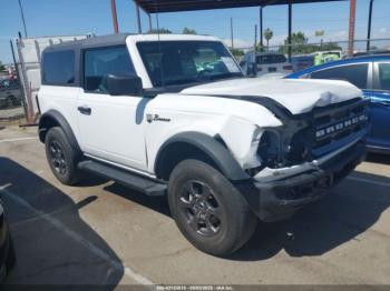  Salvage Ford Bronco
