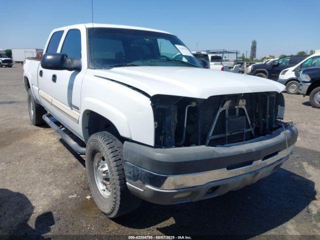  Salvage Chevrolet Silverado 2500