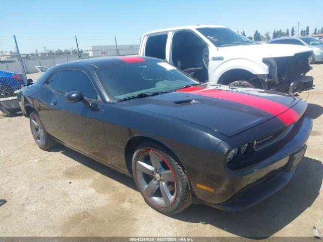  Salvage Dodge Challenger