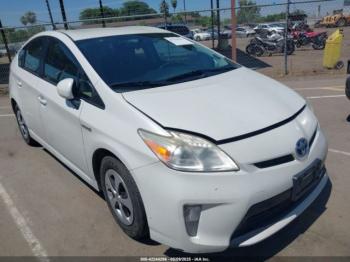  Salvage Toyota Prius