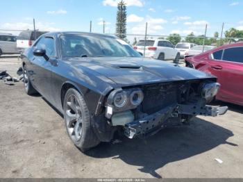  Salvage Dodge Challenger