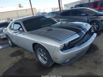  Salvage Dodge Challenger