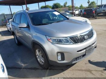 Salvage Kia Sorento