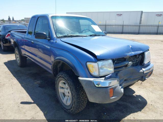  Salvage Toyota Tacoma