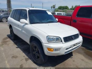  Salvage Toyota RAV4
