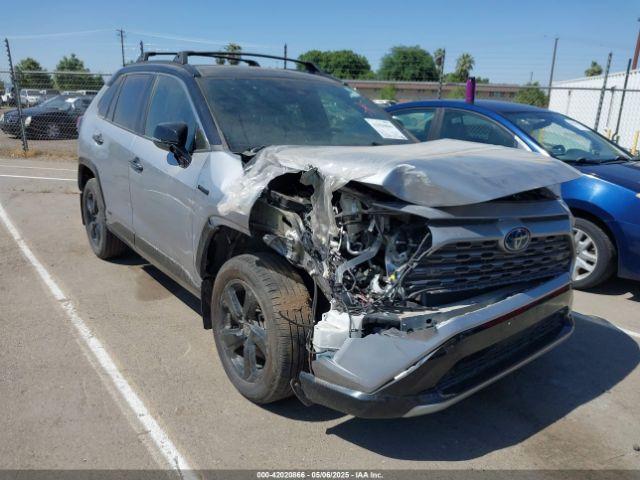  Salvage Toyota RAV4