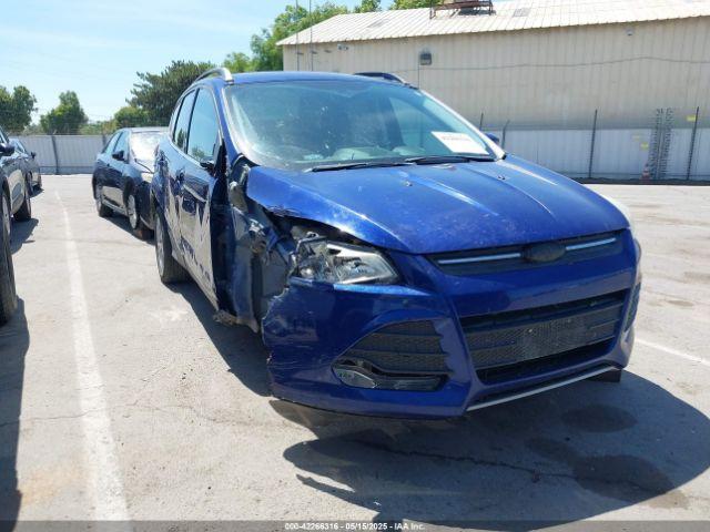  Salvage Ford Escape