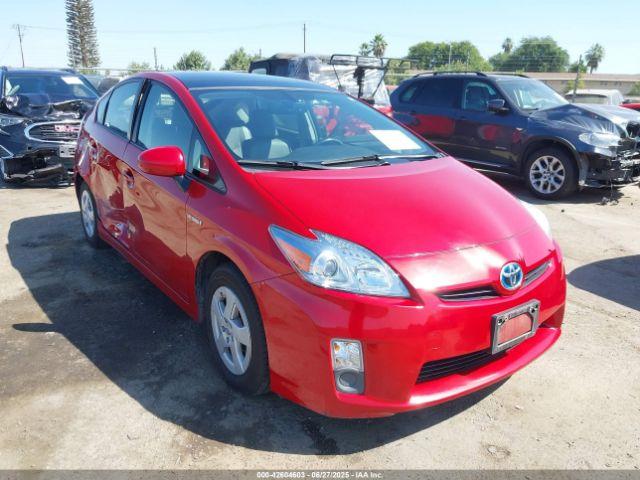  Salvage Toyota Prius