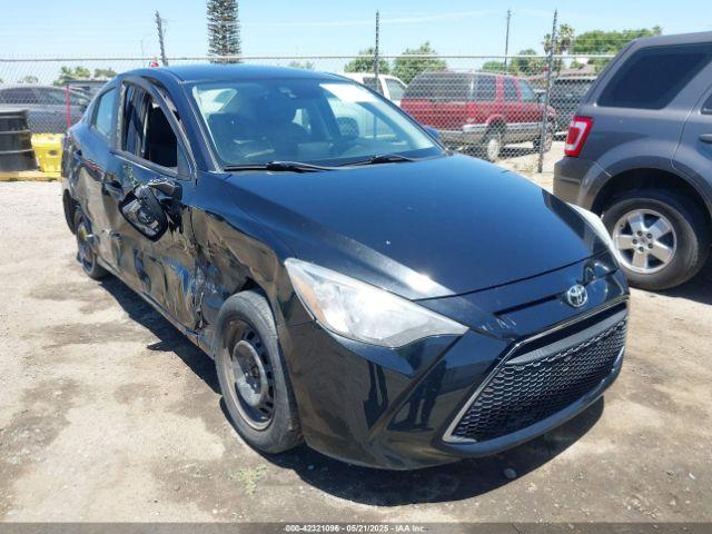  Salvage Toyota Yaris
