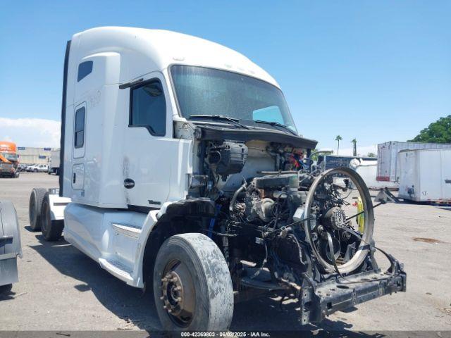  Salvage Kenworth Construction