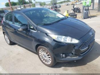  Salvage Ford Fiesta