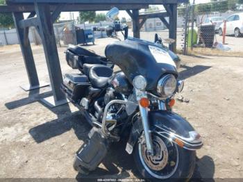 Salvage Harley-Davidson Flhtcui