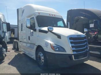  Salvage Freightliner New Cascadia 126