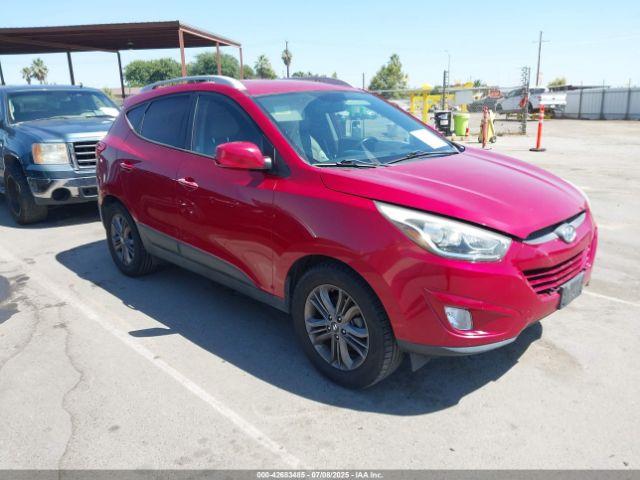 Salvage Hyundai TUCSON