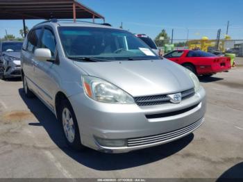  Salvage Toyota Sienna